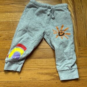 Stella McCartney Gray Kids Sweats with Rainbow and Sun Design - 24 Months